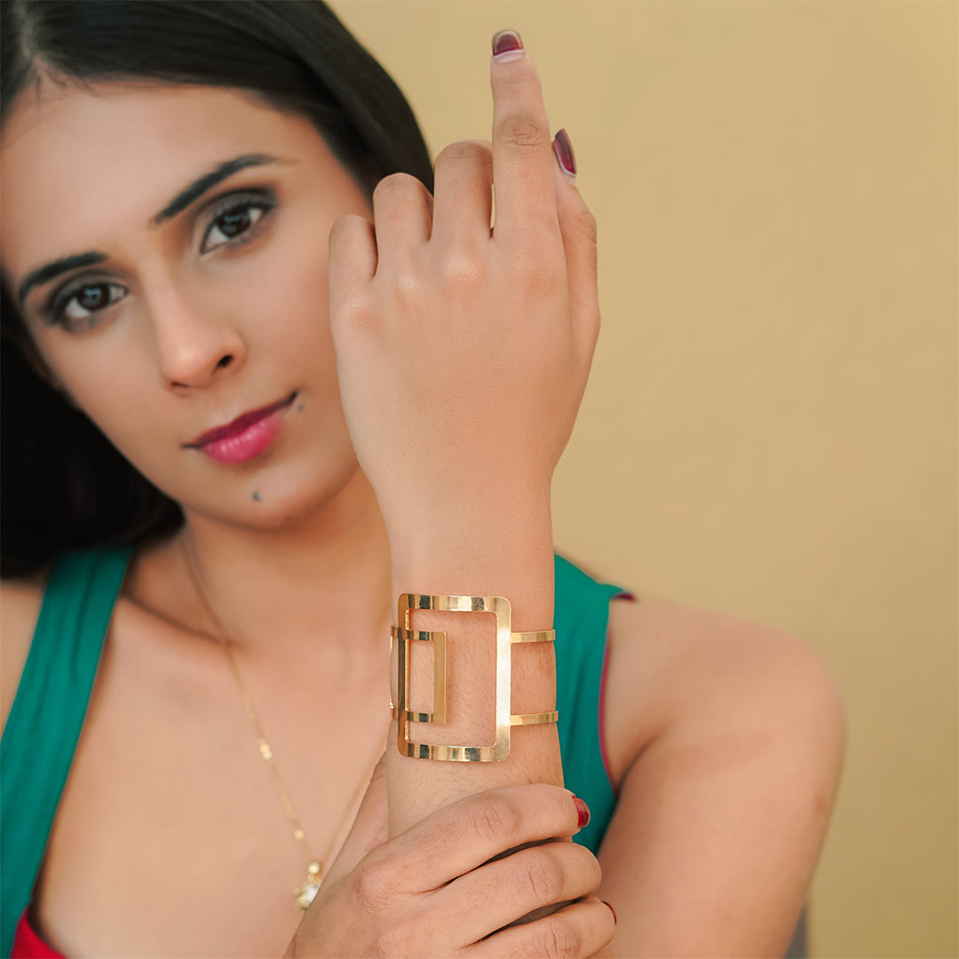 Where to Find the Most Elegant Bracelets for Women in Pune