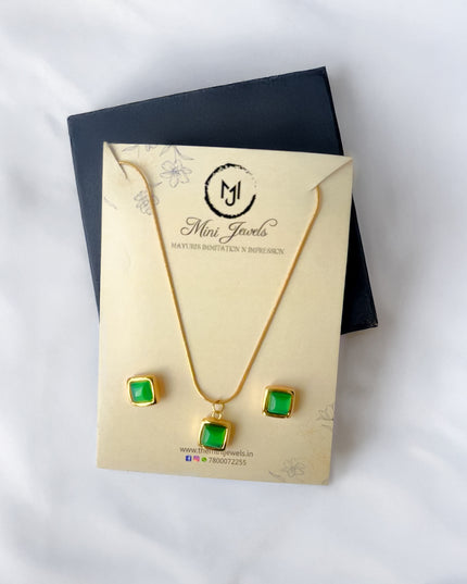 Crag Square Set – Lime Green