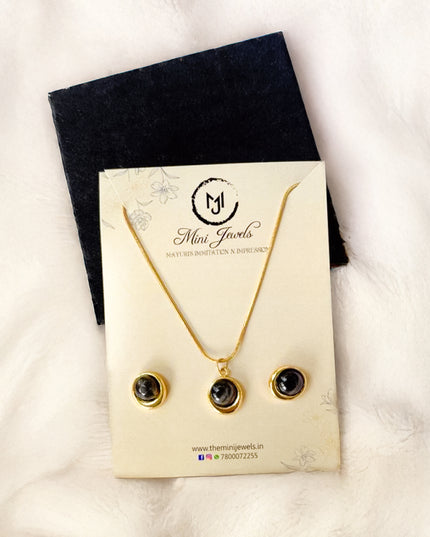 Crag Cushion Set – Midnight Black