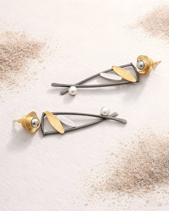 The Muse Linea Danglers