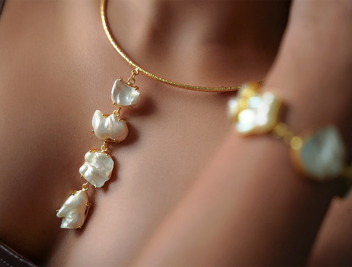 <h1>The calm beauty of pearls, reimagined</h1>