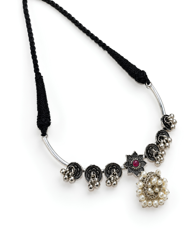 Antique Pearl Bloom Necklace Set
