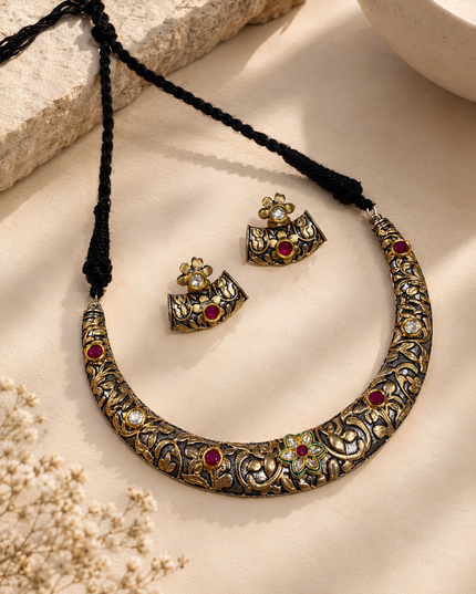 Antique Gold & Black Necklace Set