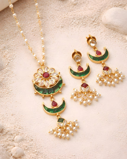 Devanshi Necklace Set