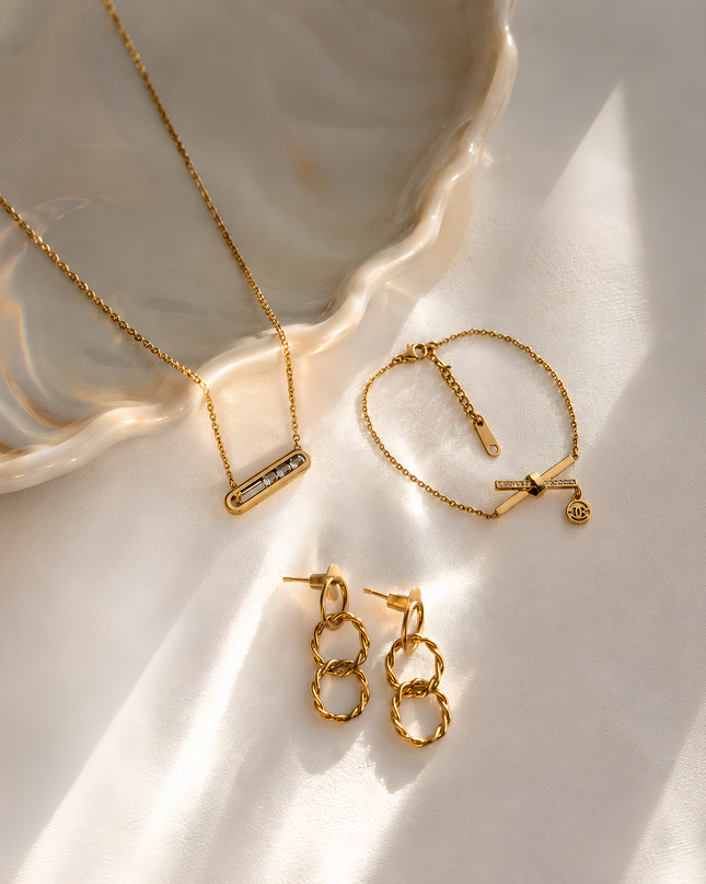 Rakhi Combo Collection – Elegant Chain, Bracelet & Earrings Gift Set