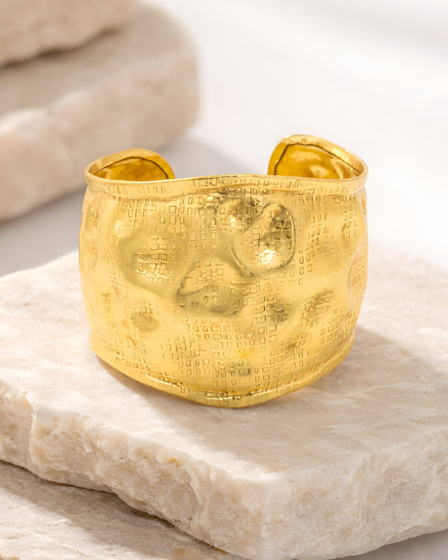 Hammered Gleam Cuff