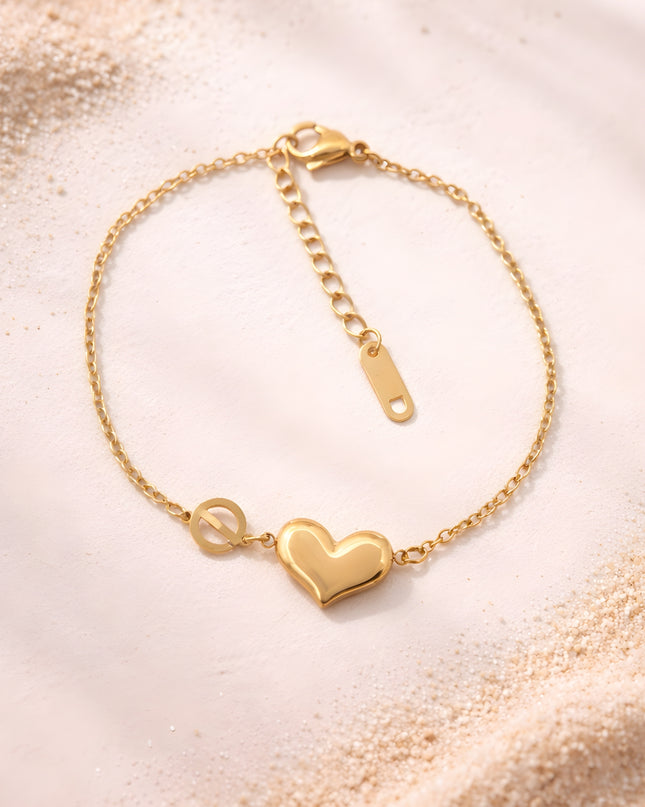 Amora Gold Heart Charm Bracelet