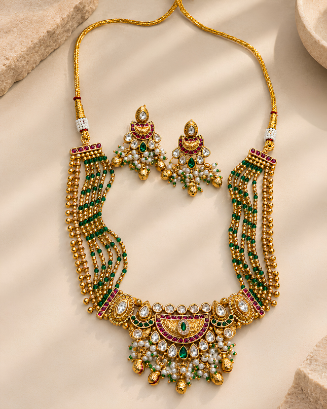 Emerald Royal Heritage Necklace Set