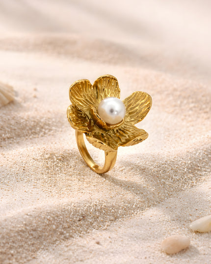 Petal Pearl Ring