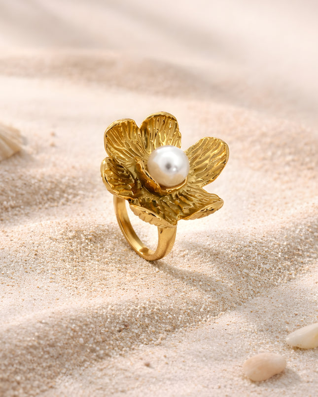 Petal Pearl Ring