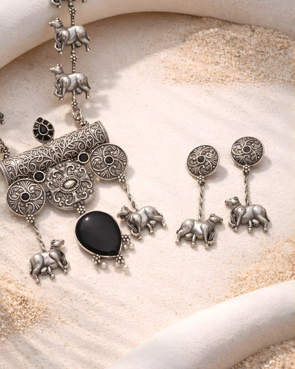 Midnight Cowbell Heritage Necklace Set