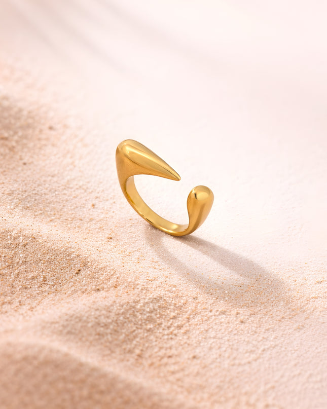 Sleek Claw Open Ring