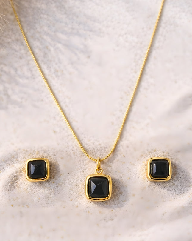 Crag Square Set – Jet Black