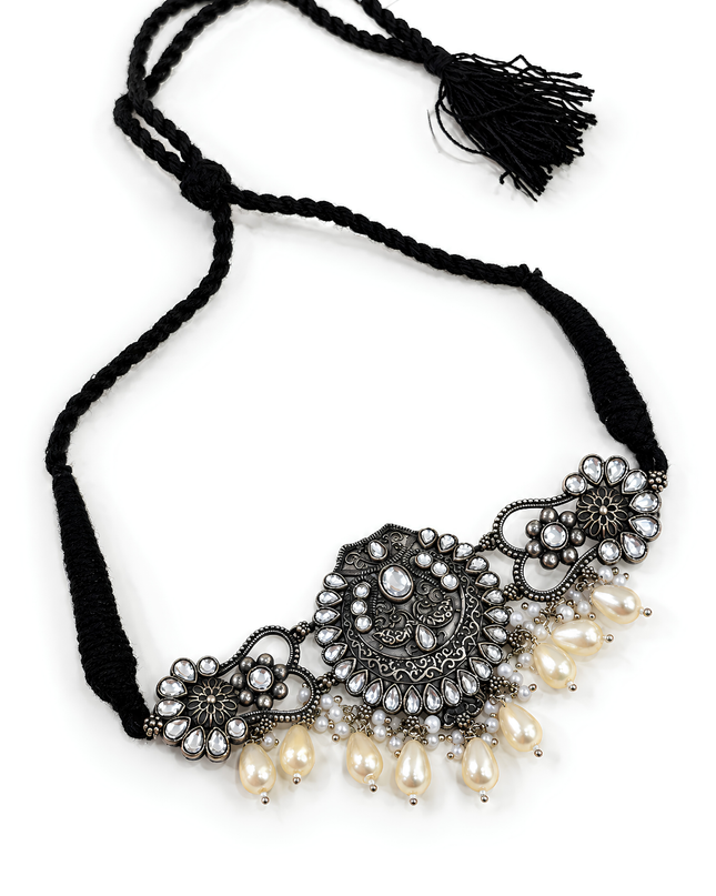 Rama Black Thread Pearl Antique Necklace Set