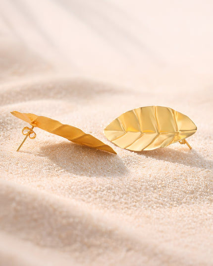 Leaf shaped feather earring