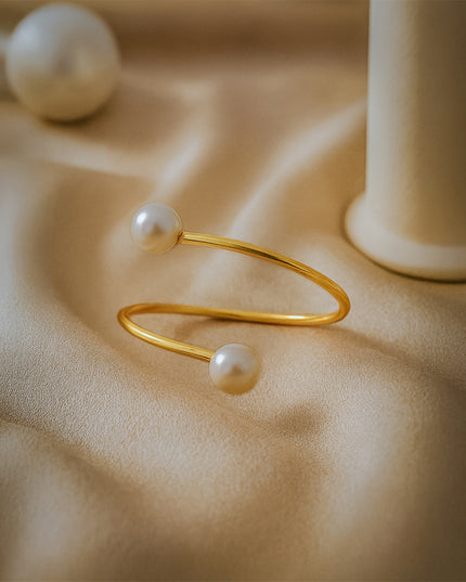 Pearl Orbit Cuff