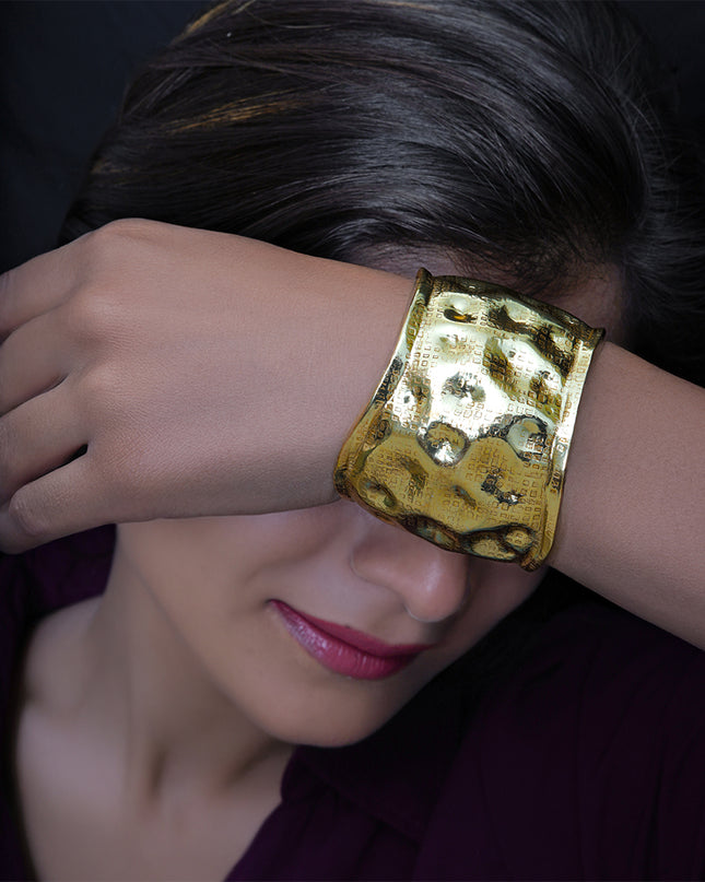 Hammered Gleam Cuff