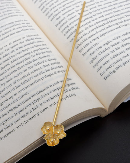 Golden Trio Petal Marker