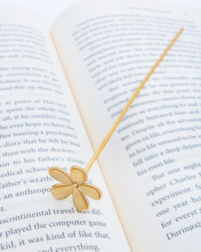 Sunlit Daisy Tailpin