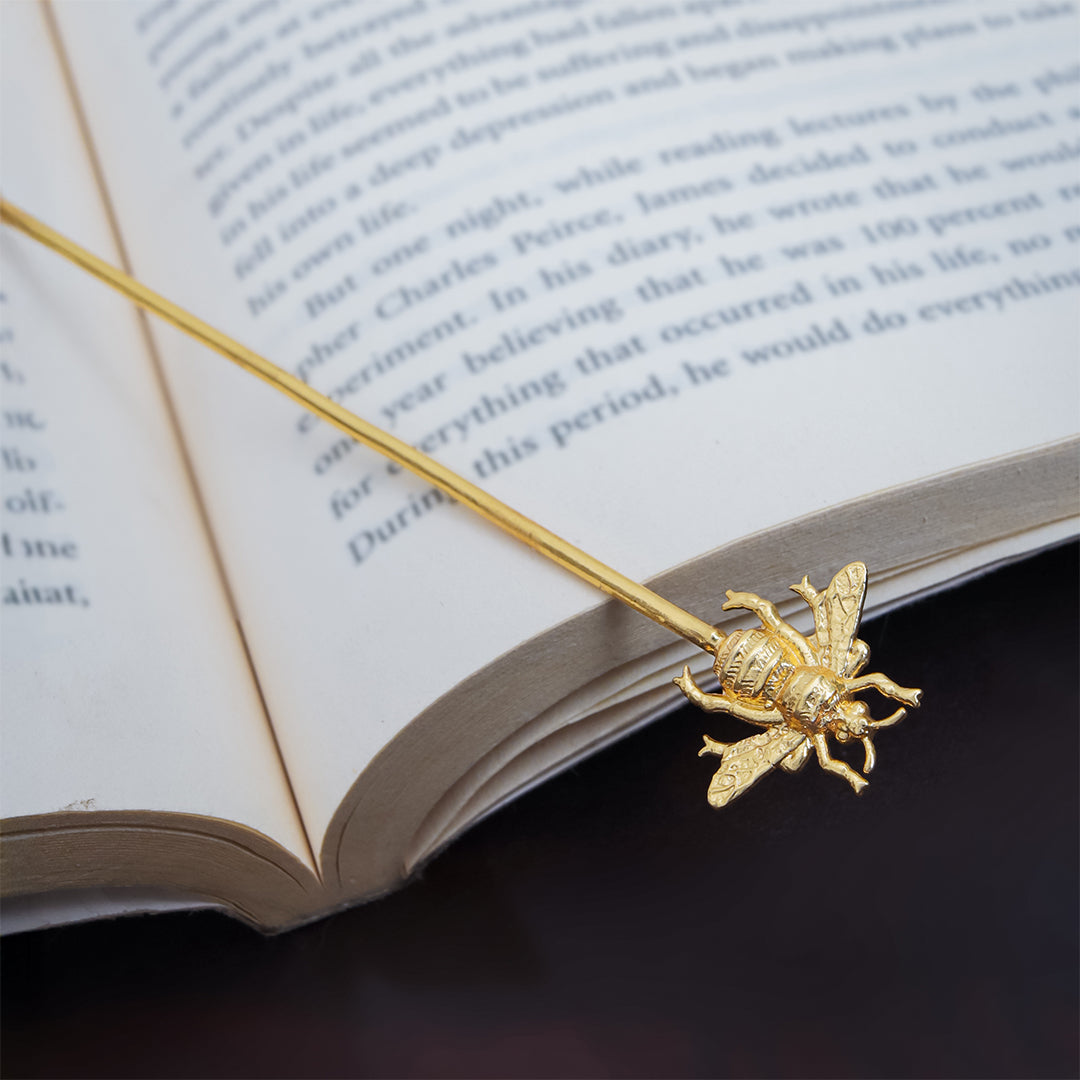 The Buzzing Muse Pin