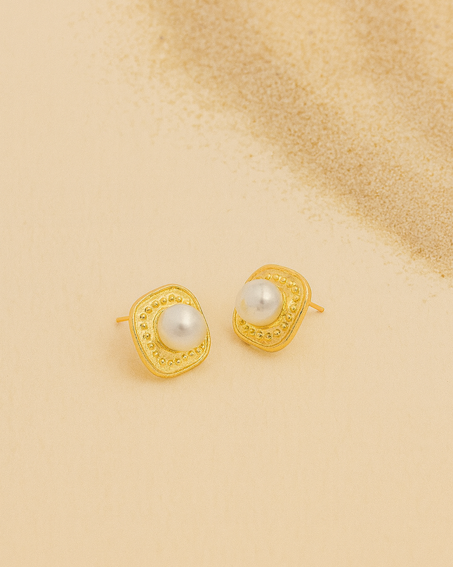 Regal Pearl Square Studs