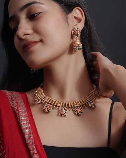 Royal Kundan Necklace Set
