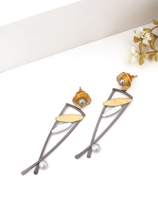 The Muse Linea Danglers