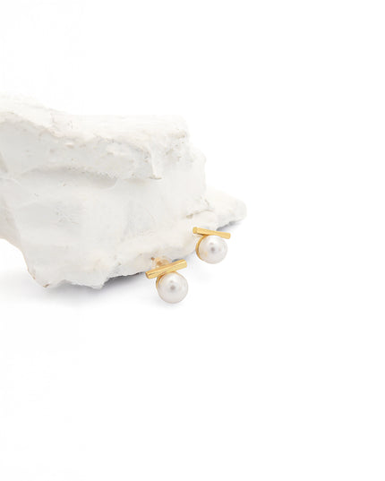 Minimal Bar Pearl Stud Earrings