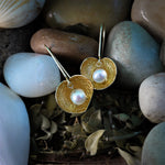 Load image into Gallery viewer, Mukta Peral Earring
