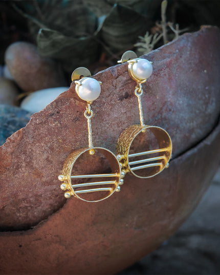 Mukta Round Earrings