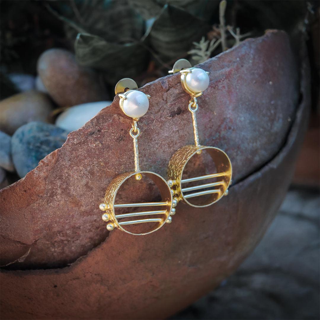 Mukta Round Earrings