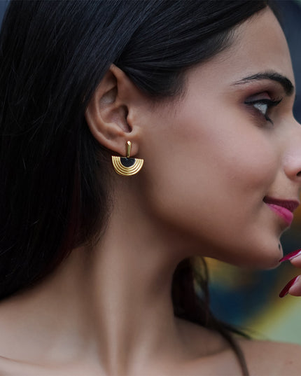 Rage Black stone earrings