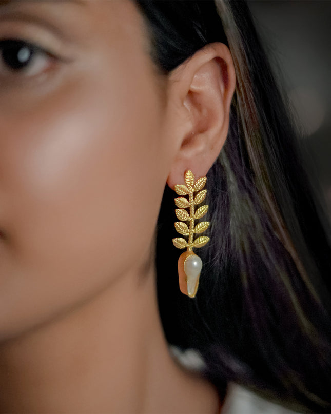 Leaf Cascade Pearl Earrings