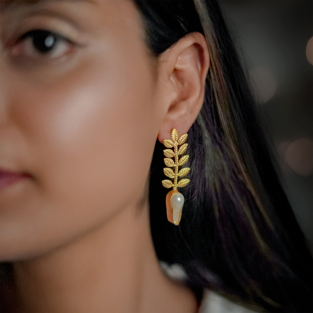 Leaf Cascade Pearl Earrings