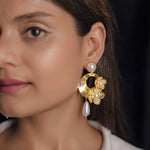 Load image into Gallery viewer, Floral Pearl Cluster Earrings
