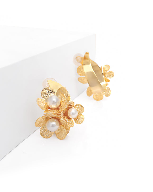 Blooming Pearl Petal Earrings