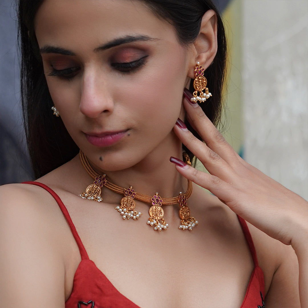 Vanmayi Set – Heritage Coin Necklace with Temple Earrings