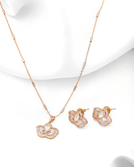 Majestic Bloom Kundan Pendant Set