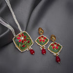 Load image into Gallery viewer, Treasure Necklace
