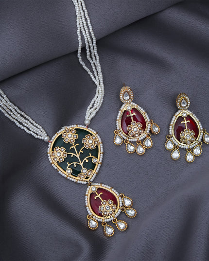 Treasure Necklace Set 2