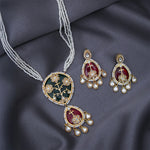 Load image into Gallery viewer, Treasure Necklace Set 2
