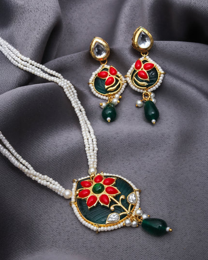 Rajnigandha Necklace Set