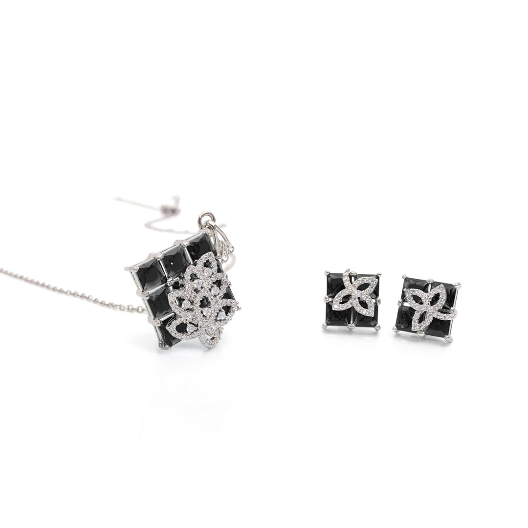 Zoya Set – Black Stone Pendant & Earrings