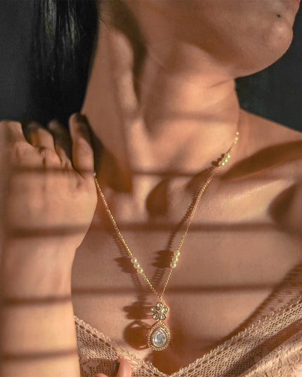 Guldaasta Bloom Necklace Set