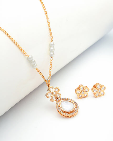 Guldaasta Bloom Necklace Set