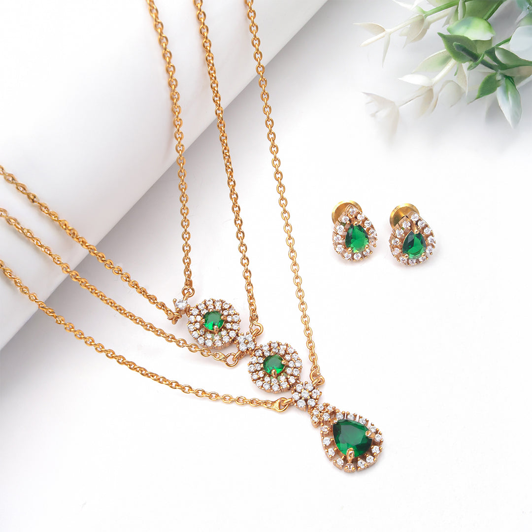 Emerald Surmayi Haar