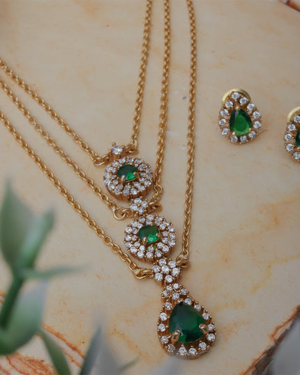 Emerald Surmayi Haar