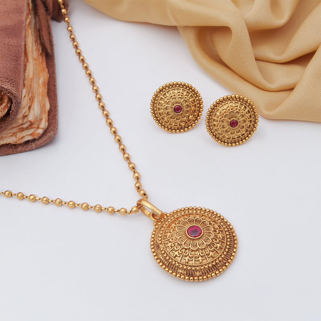 Chandrika Red Coin Set