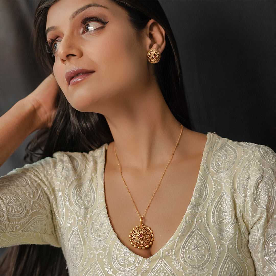Pushp Viraasat Necklace Set