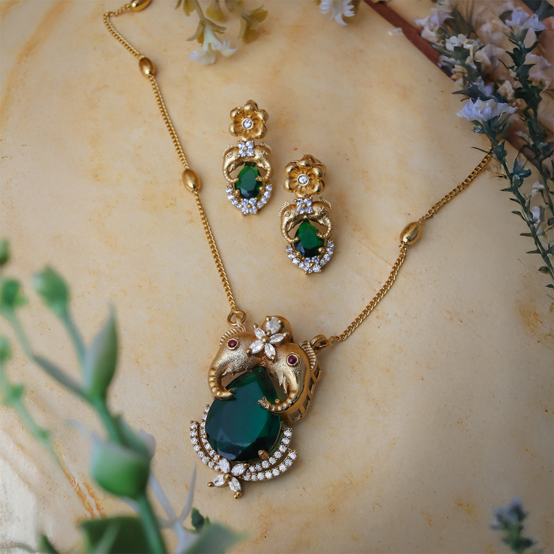 Emerald Gajgamini Set